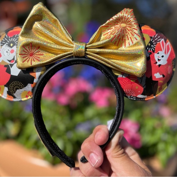 New Loungefly Minnie Ears Celebration of the Lunar New Year of the Rabbit! - Picture 3 of 3